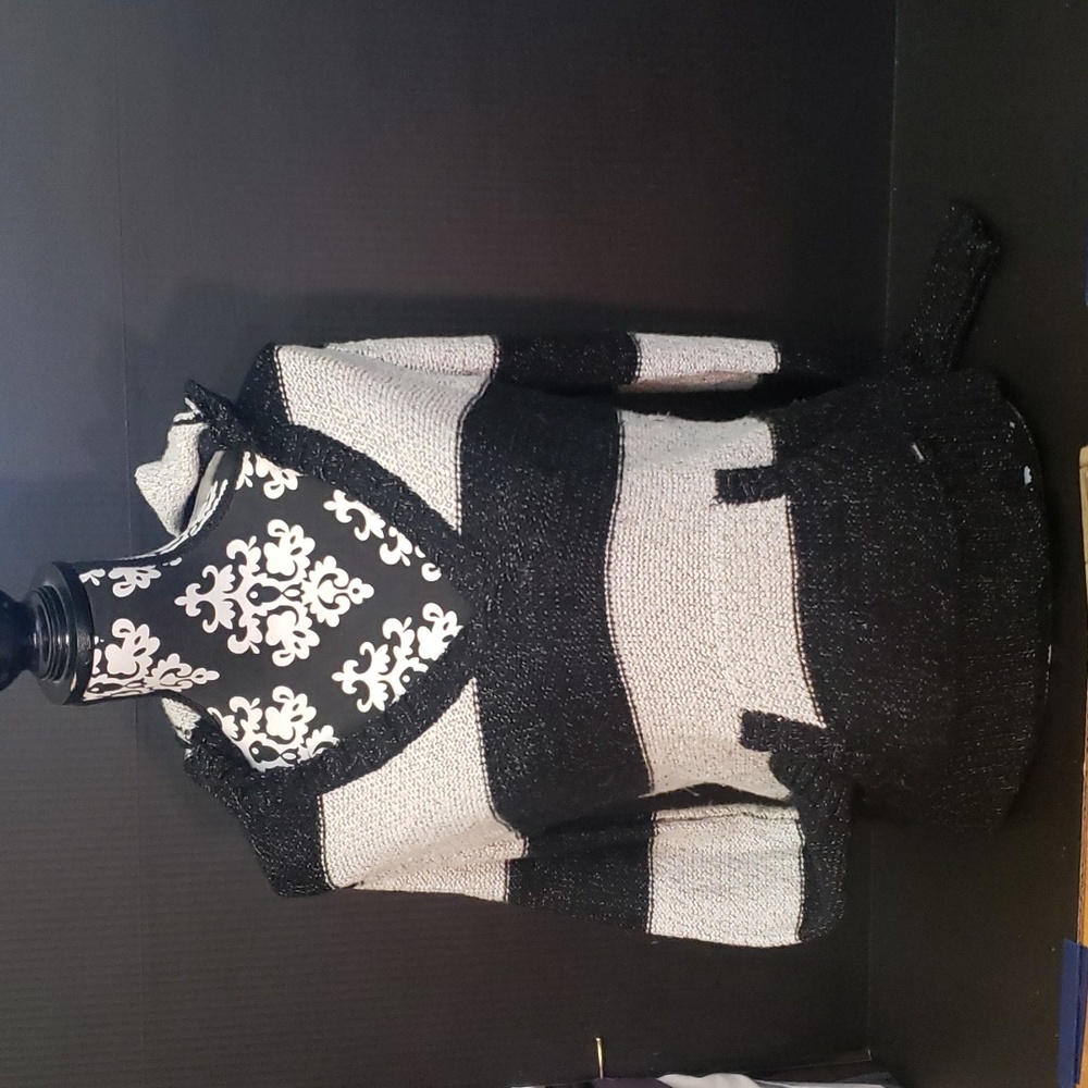 Garage hooded sweater with deep cut v neck